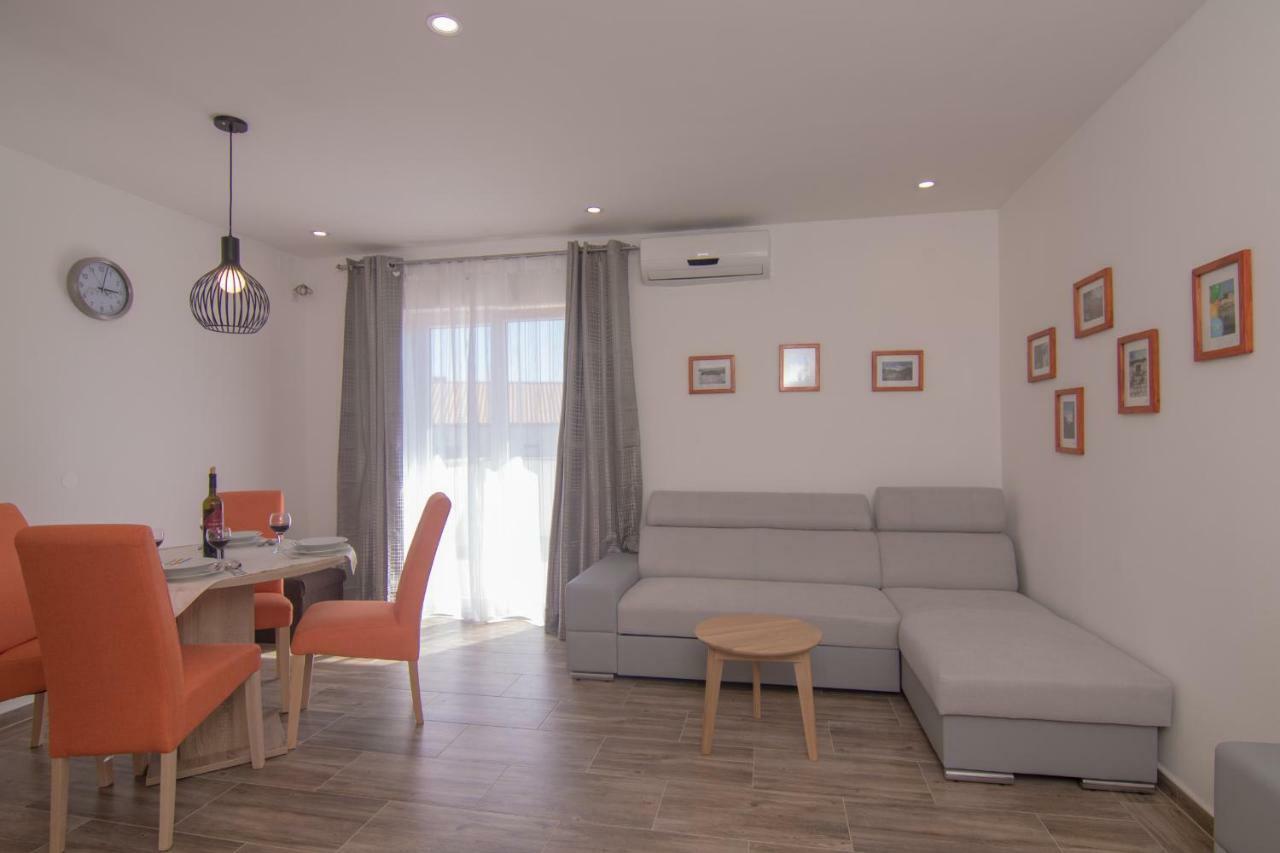 Apartmani Bistricic Krk Luaran gambar
